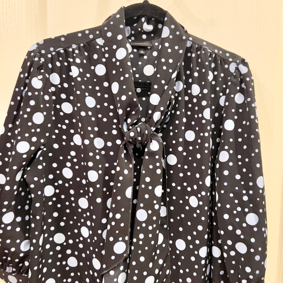 Who What Wear navy blue & light blue polka dots collar creates bow/tie Size L - Picture 2 of 4